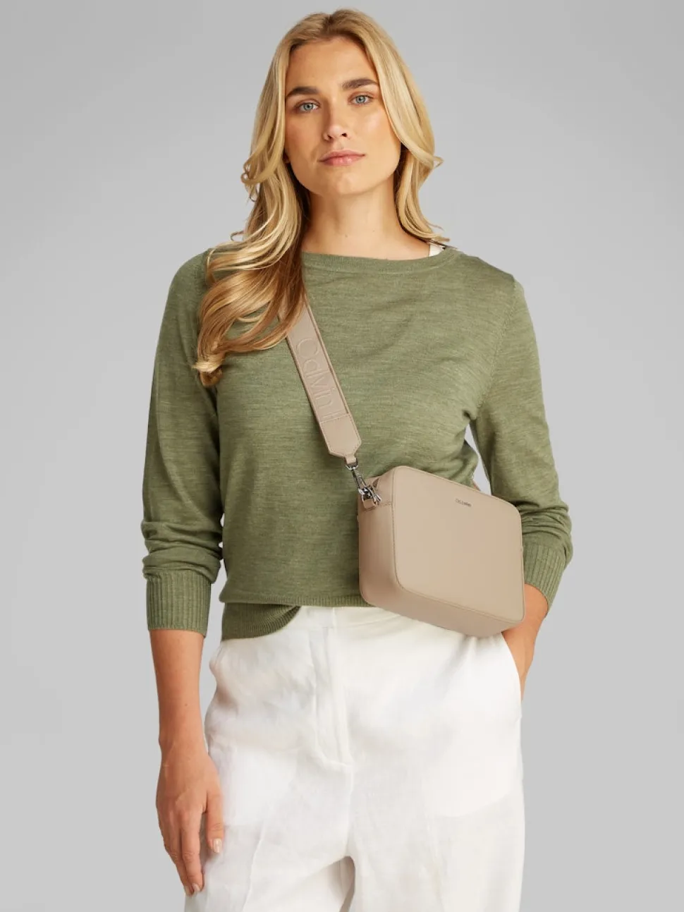 Calvin Klein Accessories laukku, CK MUST SMALL CAMERA BAG Vaalea Beige