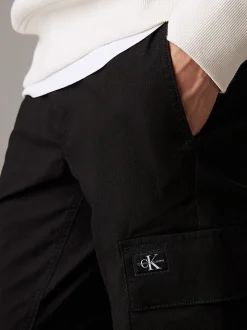 Calvin Klein Jeans Miesten Housut, SKINNY CARGO Musta