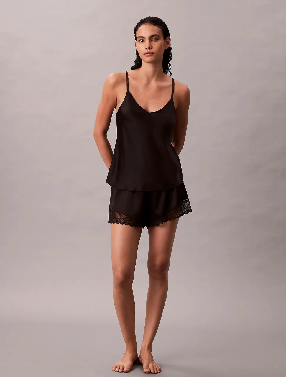Calvin Klein naisten shortsit, CAMI SHORT SET Musta