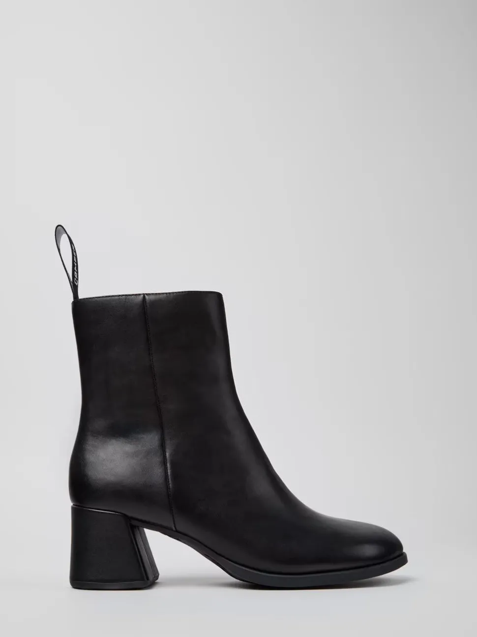 Camper naisten saappaat ULTRASOFT NEGRO/KORA, musta