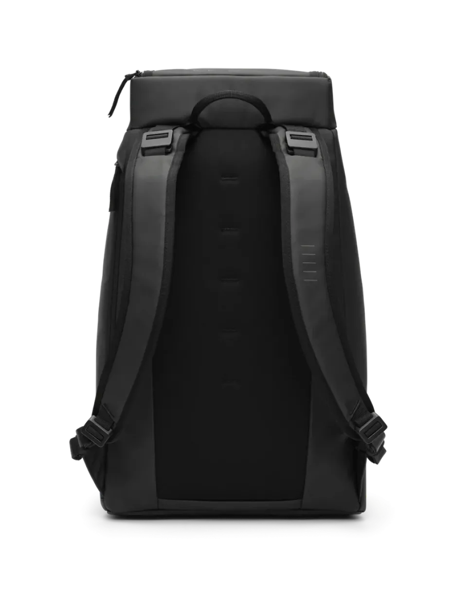 DB Unisex Reppu, HUGGER BACKPACK 30L NOS Musta