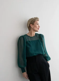 Gauhar Helsinki pusero, TULLE SLEEVE SHIRT BOTTLE GREEN Tummanvihreä