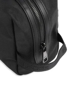Hugo Boss miesten toilettilaukku Ray N Washbag, musta