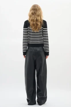 Inwear naisten neuletakki, WALLISIW CARDIGAN Black Stripe