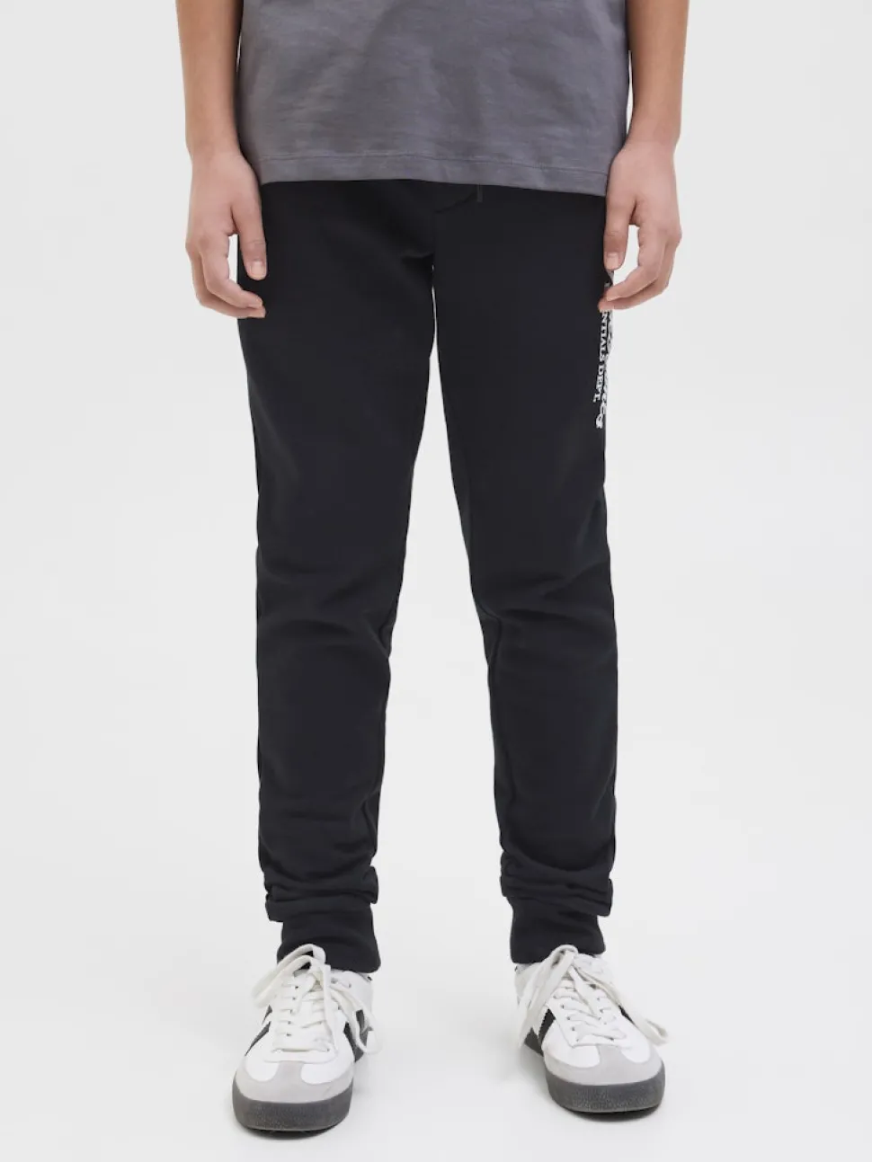 jack and jones lasten collegehousut, JPSTGORDON JJBEAU SWEATPANTS Musta