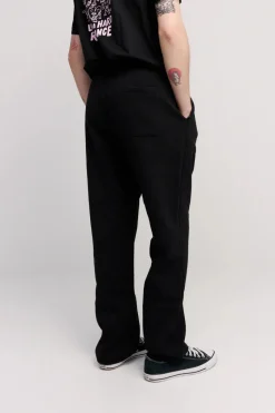 Makia miesten collegehousut Cove ZIP POCKET, musta