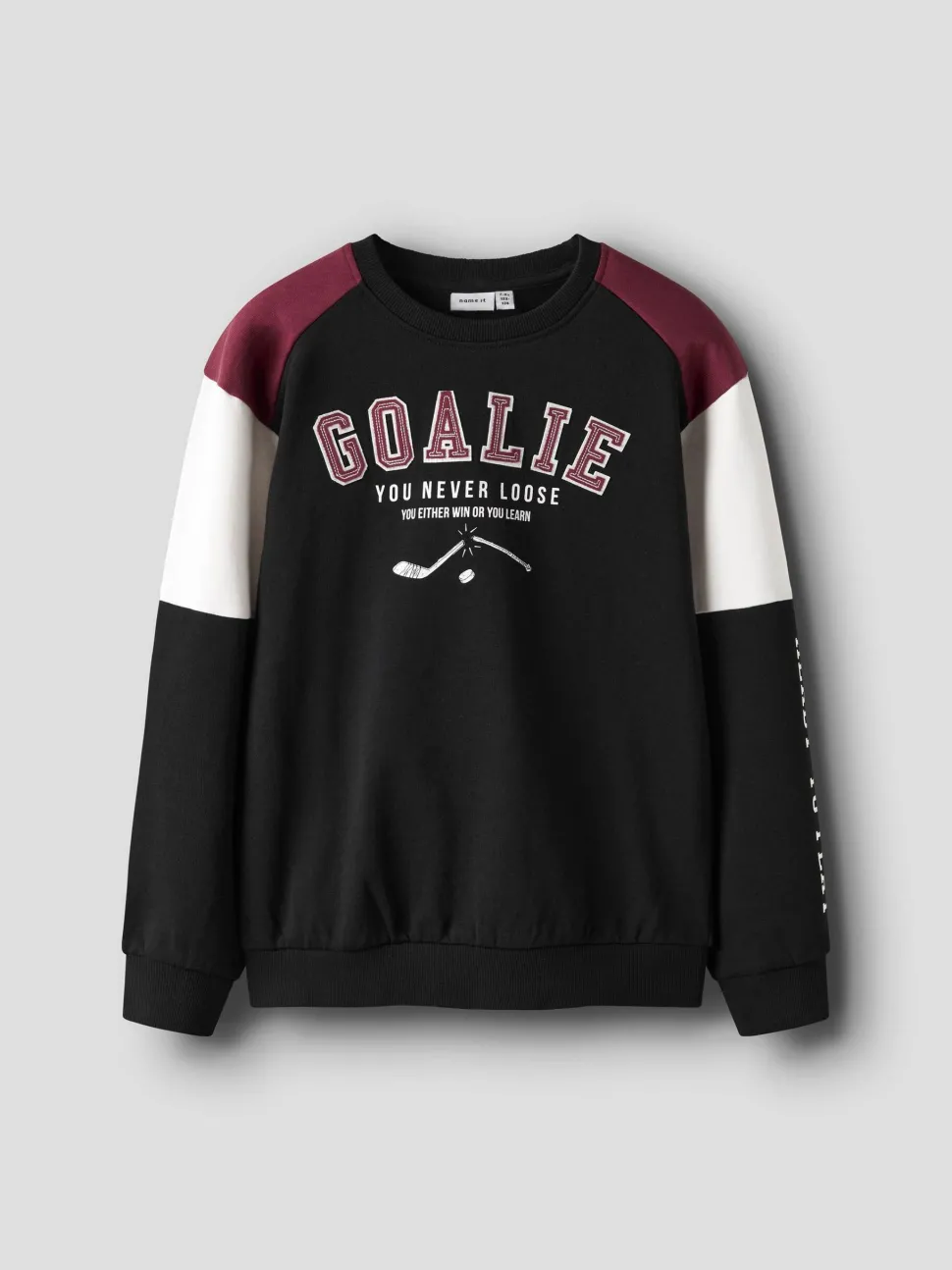 Name it lasten college NKMSHAWN LS NREG SWEAT BRU, musta