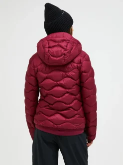Peak Performance naisten kevytuntuvatakki W HELIUM DOWN HOOD JACKET, viininpunainen