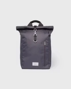 Sandqvist unisex reppu GROUND Rolltop Backpack L, tummanharmaa