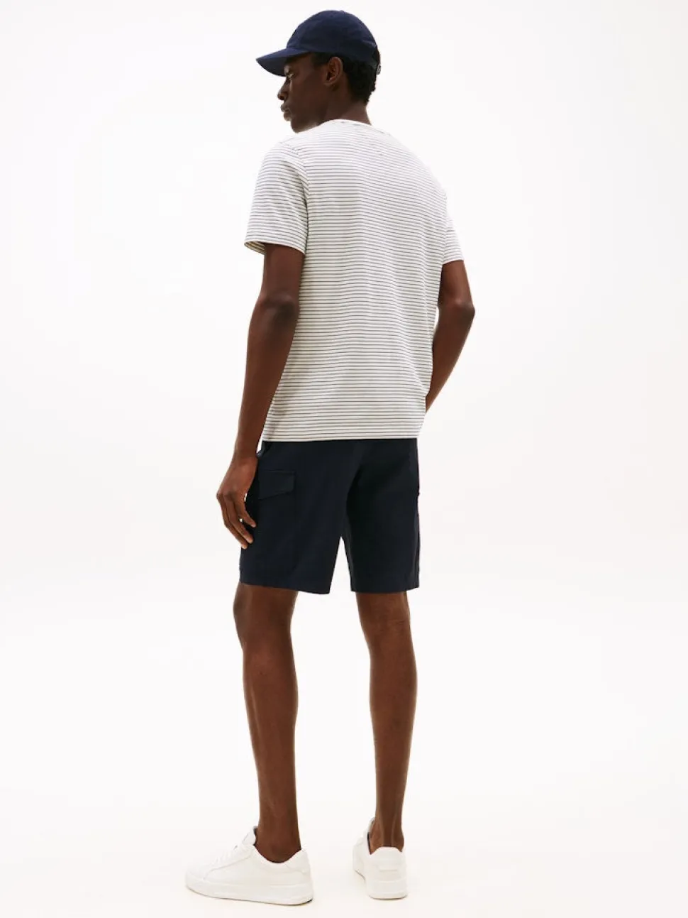 Tommy Hilfiger miesten t-paita, ESSENTIAL REG FIT TEE Raidallinen Valkoine