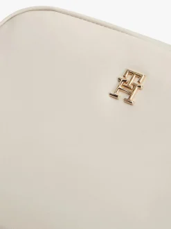 Tommy Hilfiger naisten laukku Popette Camera Bag, luonnonvalkoinen