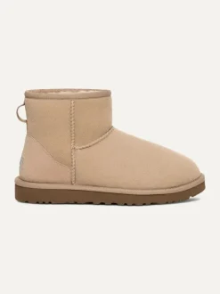 UGG Naisten Kengät, W CLASSIC MINI II Hiekka